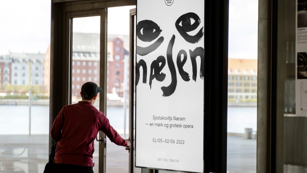 Næsen poster at the theatre entrance